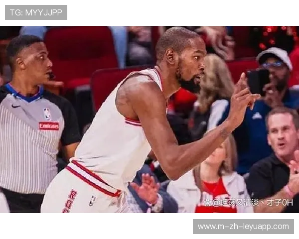 哈登回归火箭，杜兰特的夺冠梦想又多了一个保障